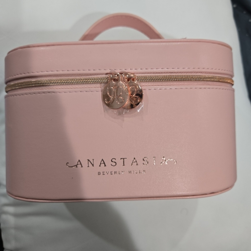 Anastasia Beverly Hills Makeup Case